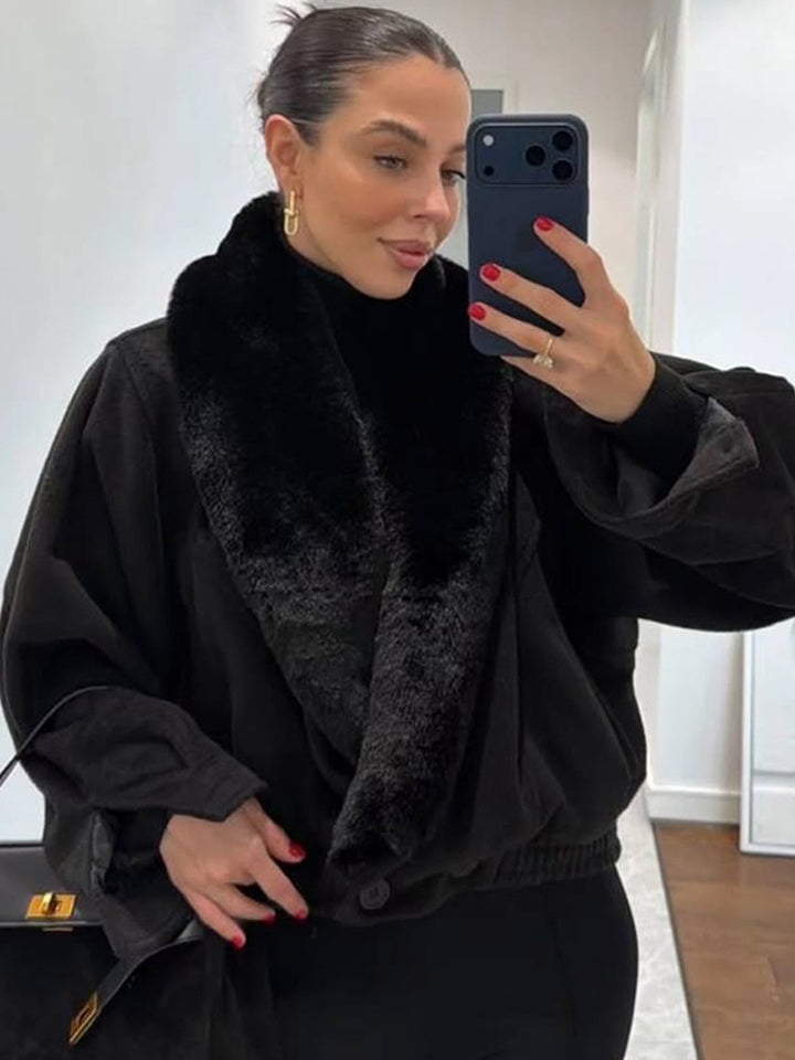 Damen Kurzjacke mit voluminösem Kunstfell-Schalkragen und elastischem Saum Echoarchiv