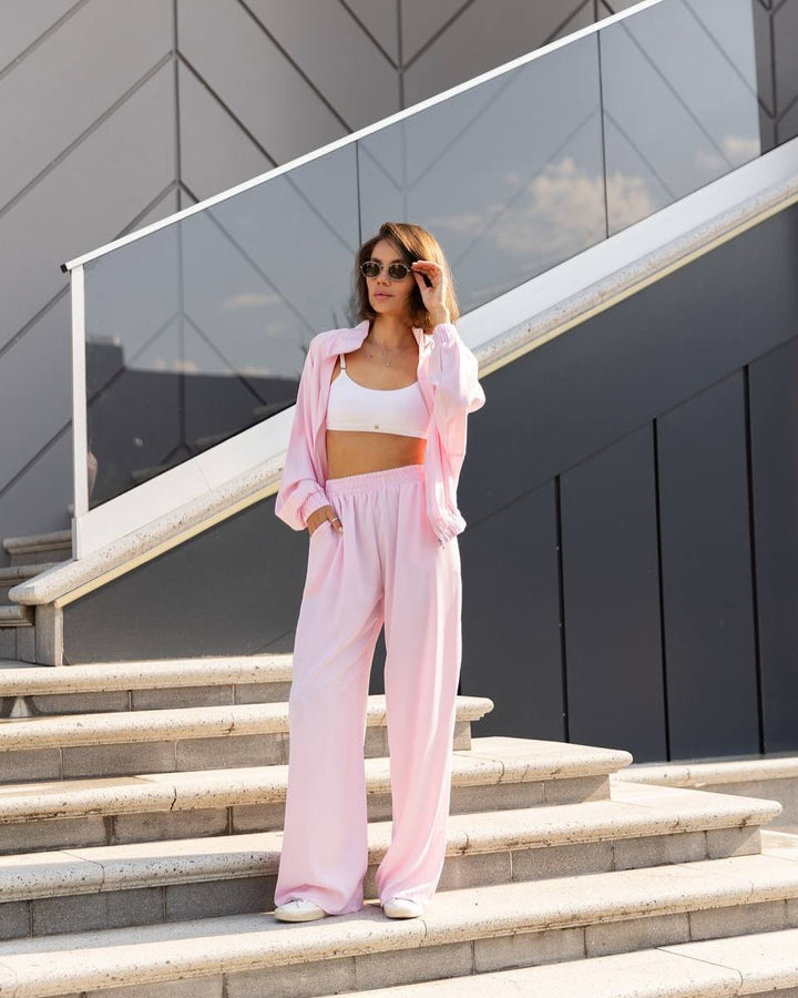 Damen lässiges Zweiteiler Set aus fließender Satinoptik mit weitem Bund und Crop-Top – Élanora