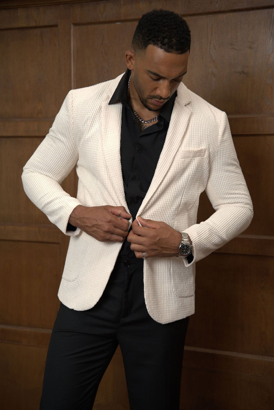 Herren moderner Strukturblazer mit eleganten Details Echoarchiv