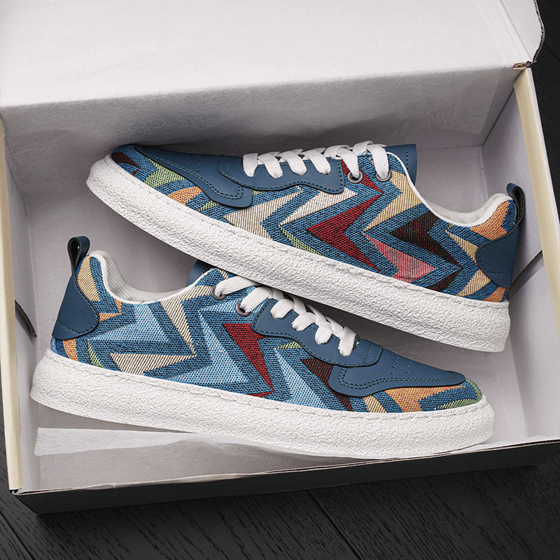 Damen Modische Sneakers mit farbenfrohem Chevron-Muster Echo Archiv