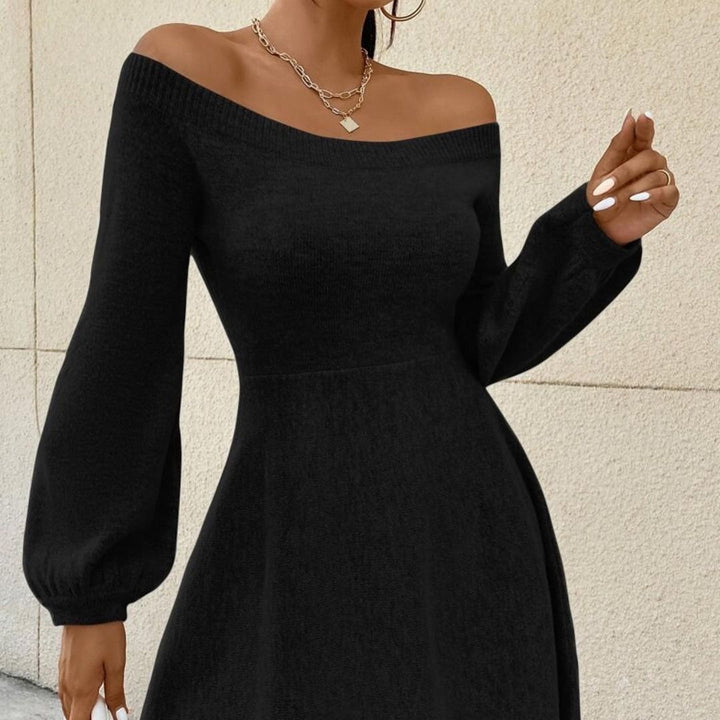 Damen Schulterfreies Feinstrick-Kleid mit taillierter Passform und Ballonärmeln Echoarchiv