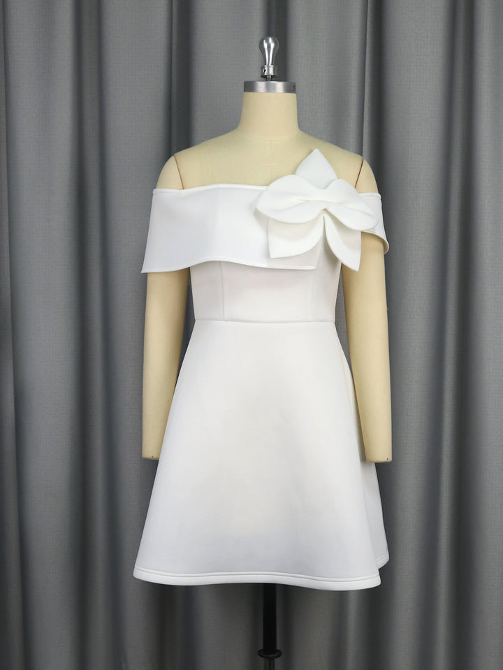 Damen Off-Shoulder Kleid mit großem Schleifenakzent Echo Archiv