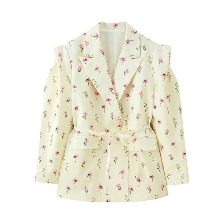 Damen Blazer mit Cut-Out‑Schultern, Taillengürtel und Pattentaschen Echoarchiv