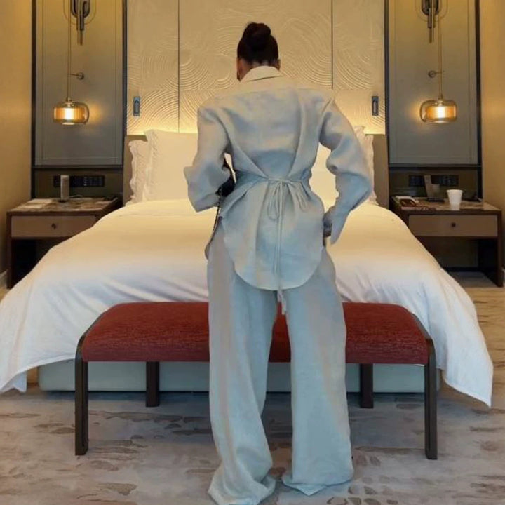 Damen Lockeres Leinen-Zweiteiler mit kastigem Hemdblazer und weiter Palazzo‑Hose Echoarchiv