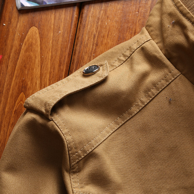 Herren nan leichtgewichtige Canvas-Utility-Jacke mit gesteppter Innenfütterung, verdecktem Zweiwege-Reißverschluss und elastischen Bündchen Echo Archiv