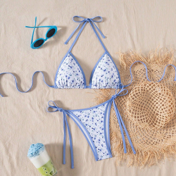 Damen verspielter Triangel-Bikini mit seitlichen Bindebändern Echo Archiv