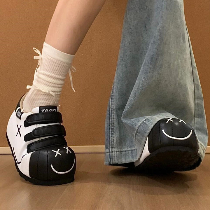 Damen Sneakers mit praktischem Klettverschluss und verspieltem Design Echo Archiv