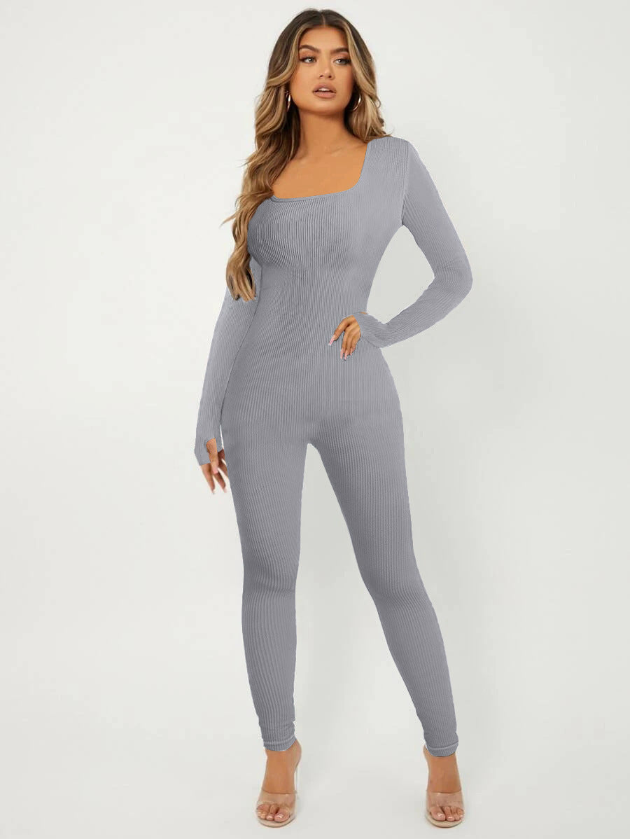 Damen Rippstrick Skinny Jumpsuit mit Quadratischem Ausschnitt, Langen Ärmeln und Daumenloch – Solévia