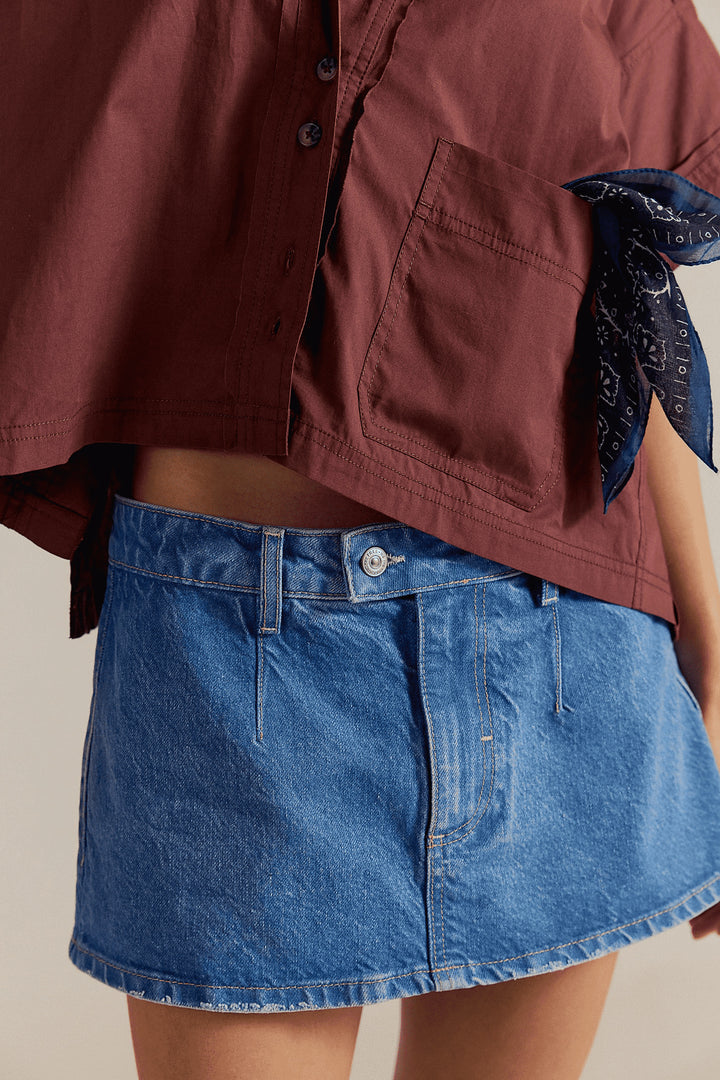 Damen Denim-Minirock mit fransigem Saum und lässigem Schnitt Echo Archiv