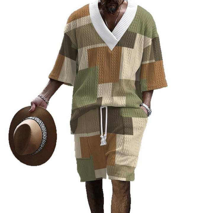 Herren lässiges Kombination aus V-Ausschnitt-T-Shirt und Shorts im modernen Patchwork-Design Echoarchiv