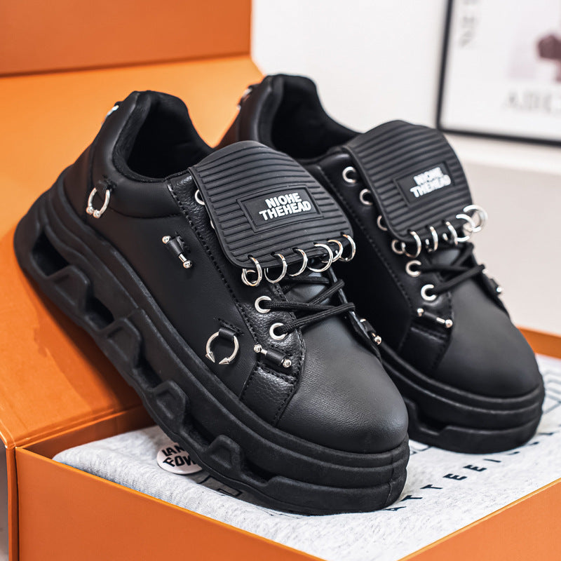 Unisex Plateau-Sneaker im Punk-Urban-Stil mit Metallringen und markanter Profilsohle – Norré