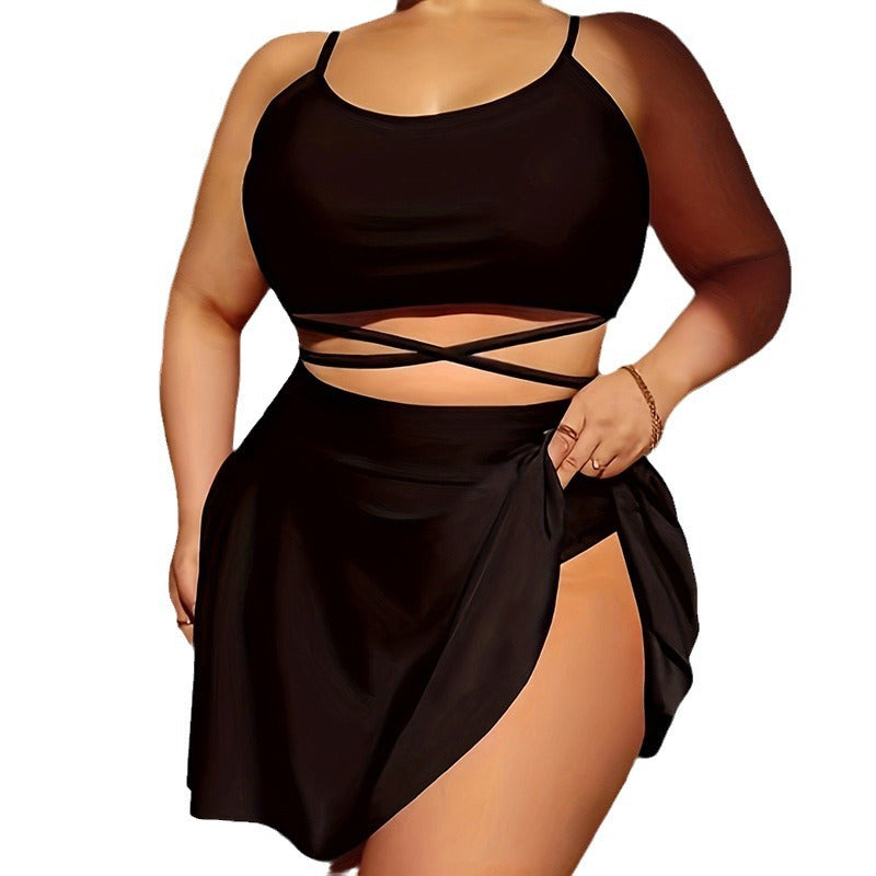 Damen Bikini-Set mit elegantem Wickelrock und sportlichem Oberteil Echo Archiv