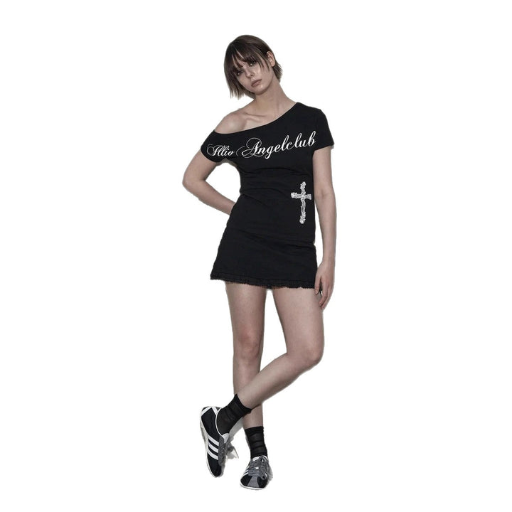 Damen Off-Shoulder T-Shirt mit Kreuzmotiv Echo Archiv