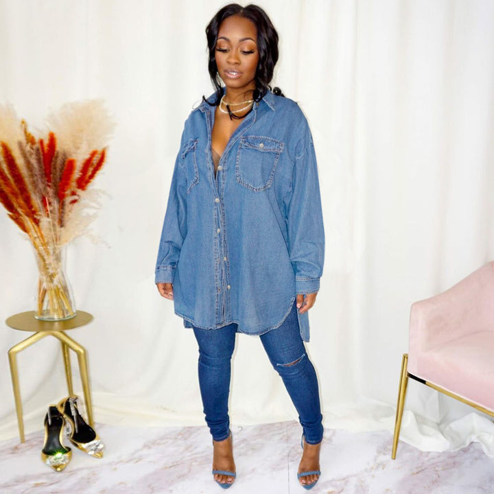 Damen Oversized Denim-Hemdjacke mit Pattentaschen und verlängertem Schnitt Echo Archiv
