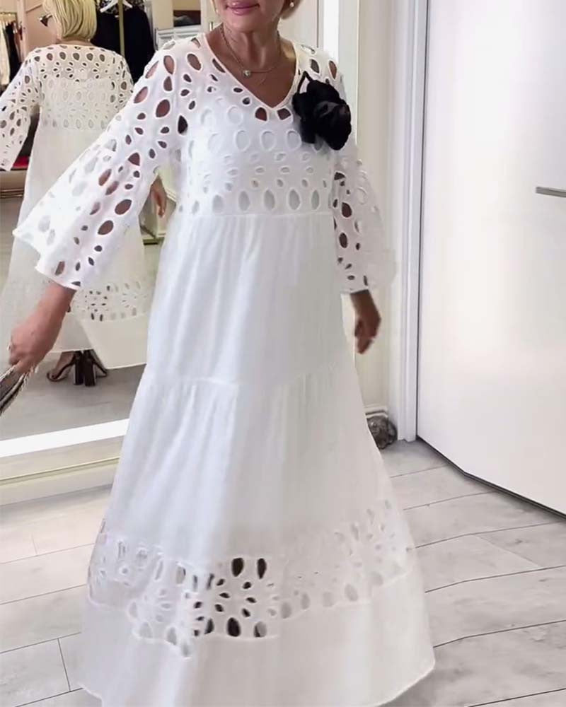 Damen nan Maxikleid mit Ajour-Lochstickerei, V-Ausschnitt, weiten Glockenärmeln und Stufensaum Echo Archiv