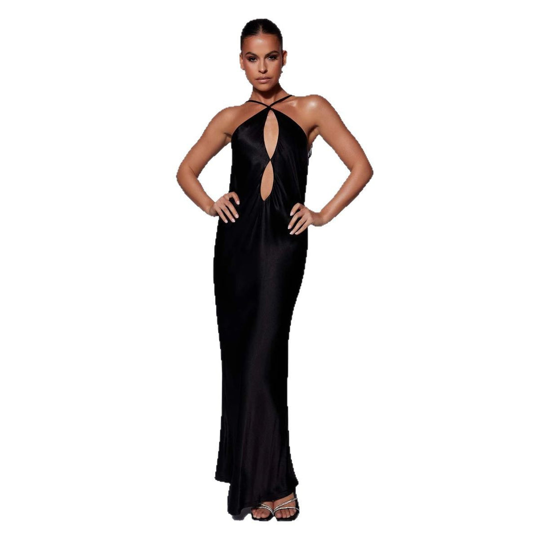 Damen Elegantes Maxikleid mit raffiniertem Cut-Out und schmalen Trägern Echo Archiv