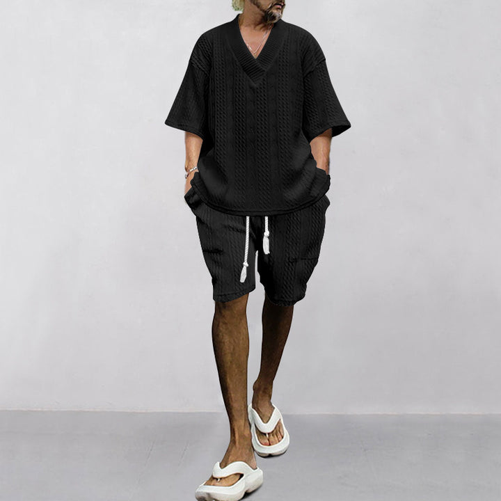 Herren lässiges V-Ausschnitt T-Shirt und kurze Freizeithose mit elastischem Bund Echoarchiv