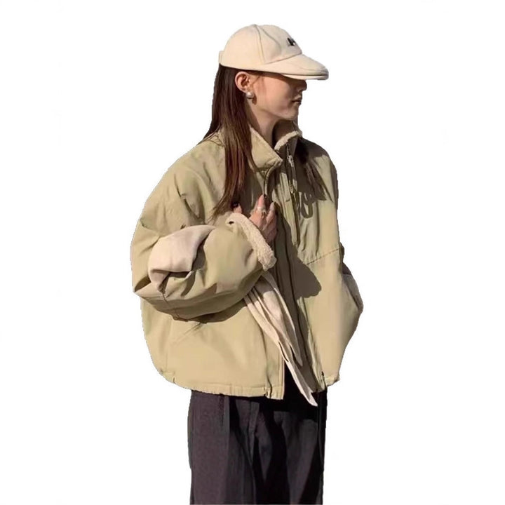 Damen Kurze Oversize Bomberjacke mit Teddyfutter an Bündchen und Stehkragen – Avenza