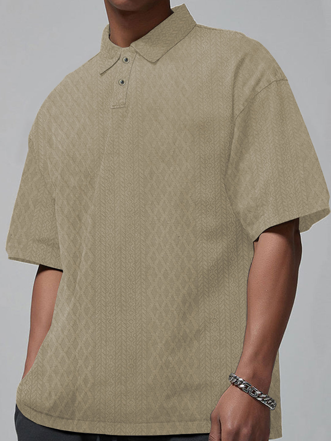 Herren Polohemd mit strukturiertem Design und modernem Kragen Echoarchiv