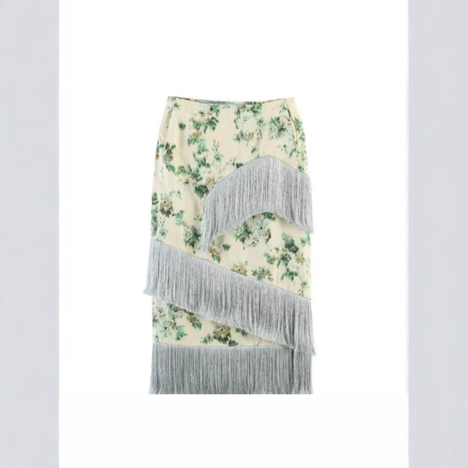 Damen Floral bedruckter Midirock mit diagonalem Fransenbesatz und schlanker Silhouette Echoarchiv