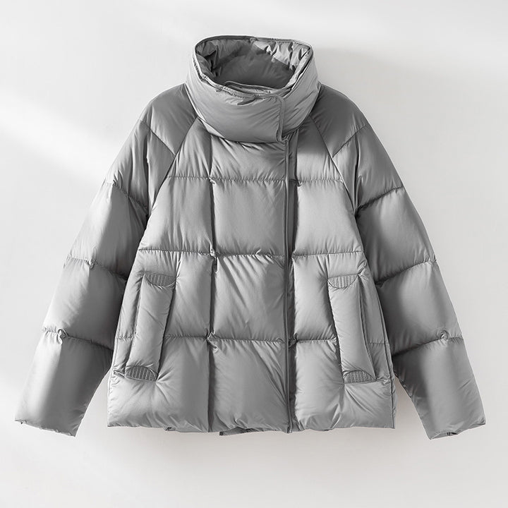 Damen Kurze Boxy-Pufferjacke mit hohem Stehkragen und Raglanärmeln Echoarchiv