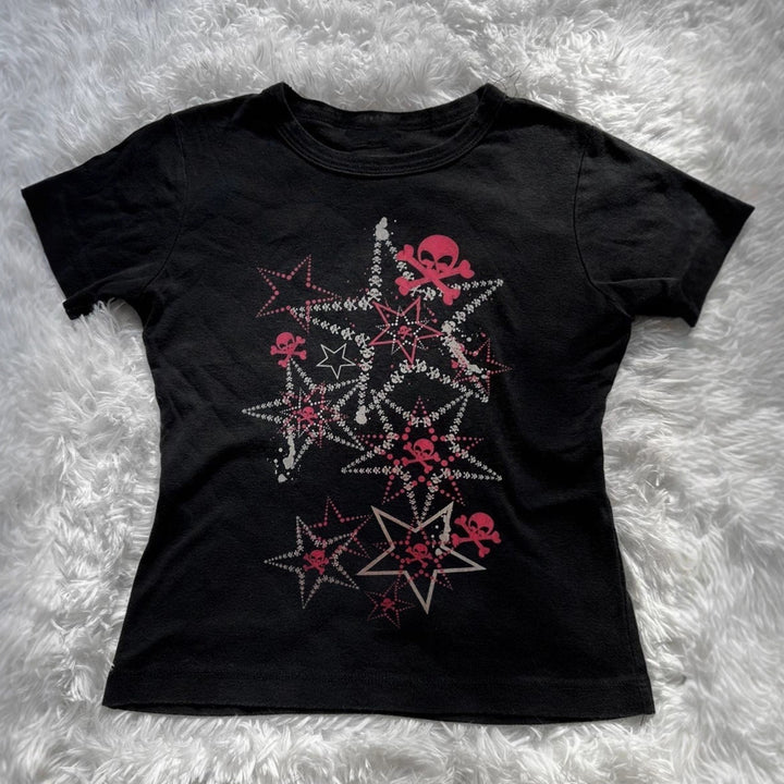 Damen T-Shirt mit kreativem Skull-Design und auffälligem Sternen-Print Echo Archiv