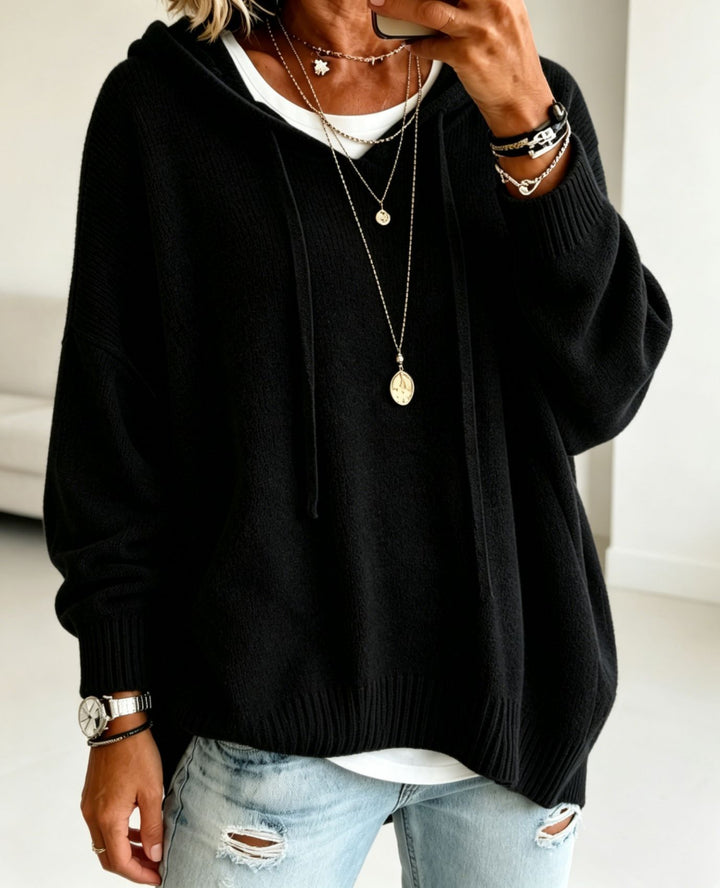Damen Oversize Kapuzenpullover aus weichem Feinstrick mit Zier‑V‑Ausschnitt – Auréline