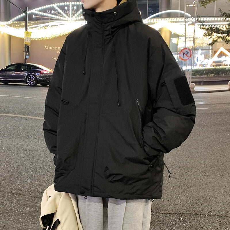 Herren stilvolle und funktionale Winterjacke mit großzügigem Schnitt und praktischen Taschen Echoarchiv