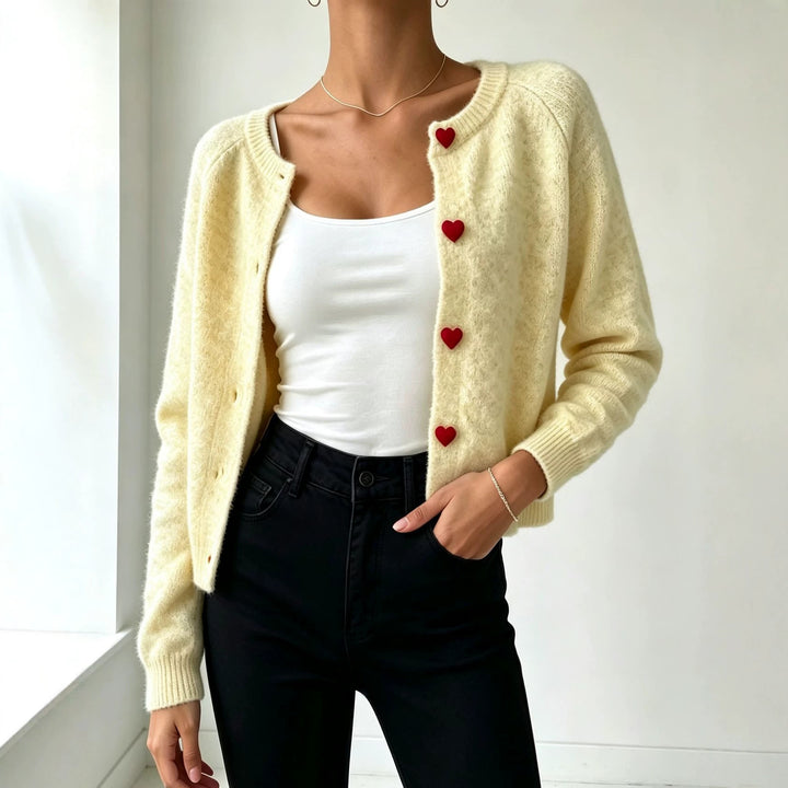 Damen Strickcardigan mit herzförmigen Zierknöpfen und weicher Mohair-Optik – Veloura