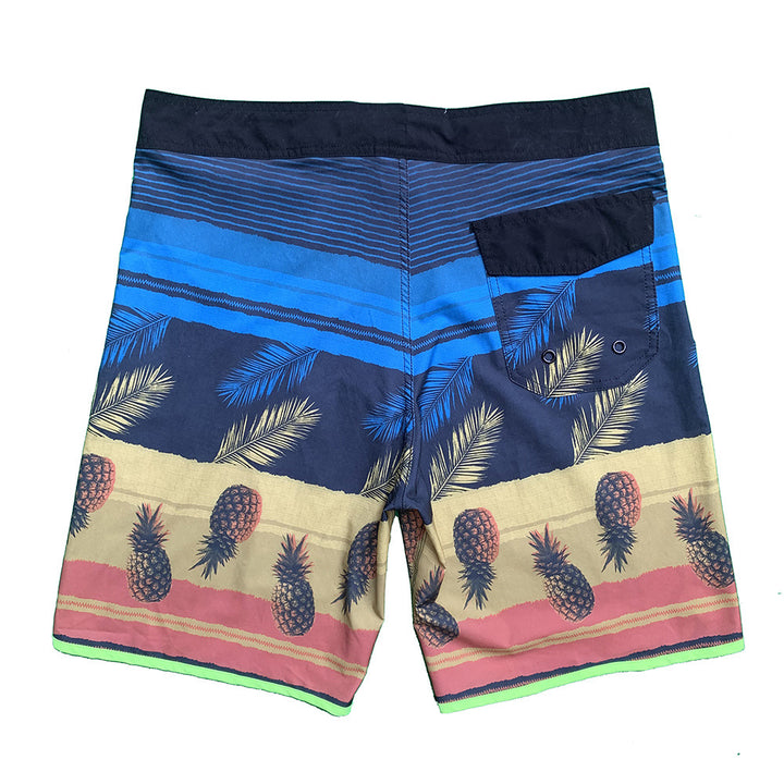 Herren Badeshorts mit innovativem Palmen- und Ananas-Design und praktischem Kordelzug Echoarchiv