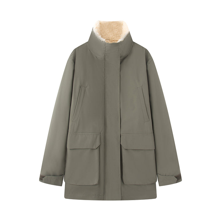 Damen oversized Parka mit hohem Teddygefüttertem Stehkragen, verdeckter Frontleiste und großen Klappentaschen – Célinea