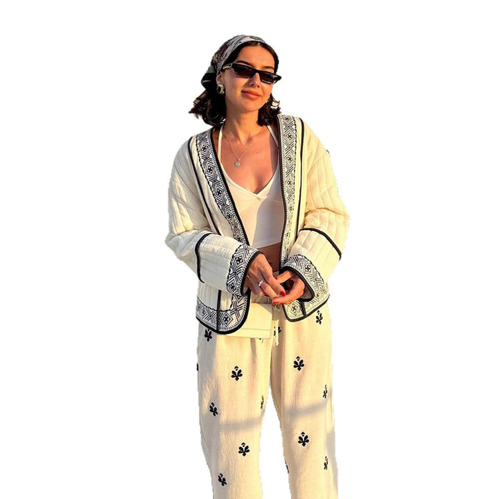 Damen Gestepptes Kimono-Cardigan mit geometrischer Stickbordüre Echoarchiv