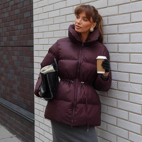 Damen Wattierte Taillierte Steppjacke mit Tunnelzug & hohem Stehkragen Echoarchiv