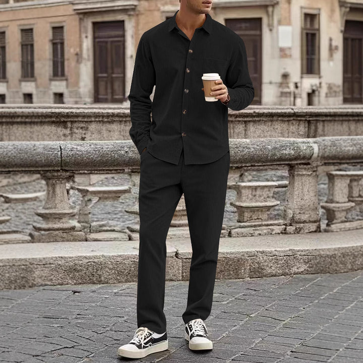 Herren modisches Städte-Outfit mit feiner Struktur Echoarchiv