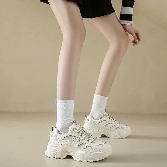 Damen Sportliche Chunky Sneakers mit atmungsaktiver Sohle und eleganten Designelementen Echo Archiv