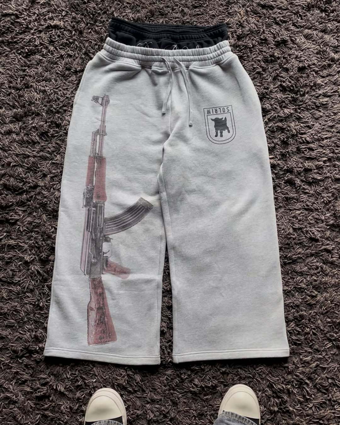 Herren Freizeithose mit einzigartigem Grafikdesign Echo Archiv