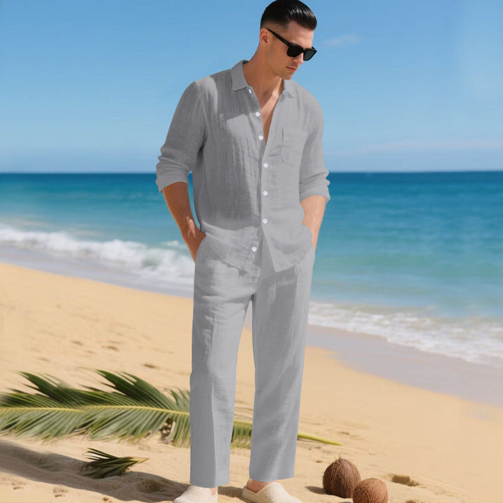 Herren leichtes Leinen-Outfit mit stilvollem Hemd und eleganter Hose Echoarchiv