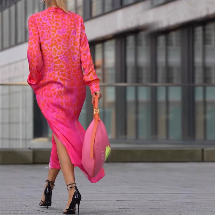 Damen Maxikleid mit Lässiger Knopfleiste und Animalischen Mustern Echoarchiv