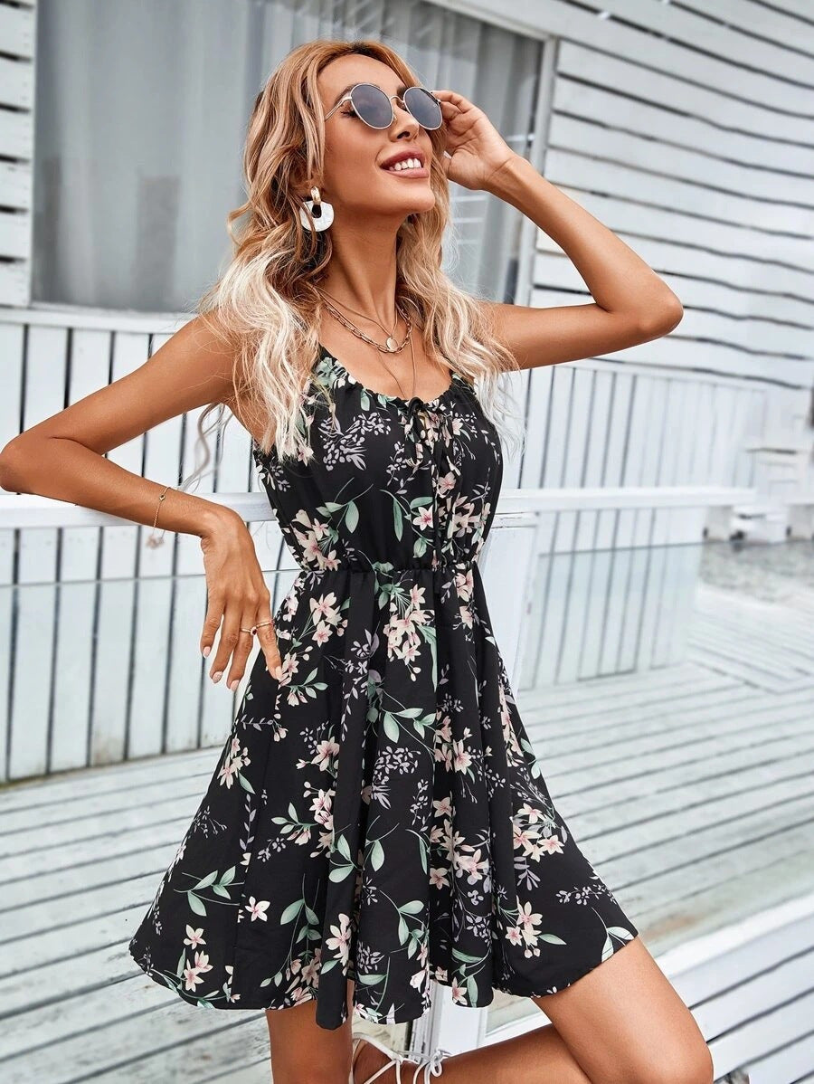 Damen Florales Sommerkleid mit Spaghettiträgern und tailliertem A-Linien-Schnitt – Lunéa