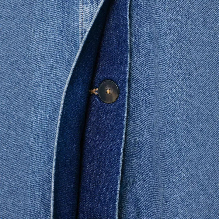 Damen nan cropped Boxy-Denimjacke mit hohem Wickel- bzw. Stehkragen und verdeckter Knopfleiste Echo Archiv