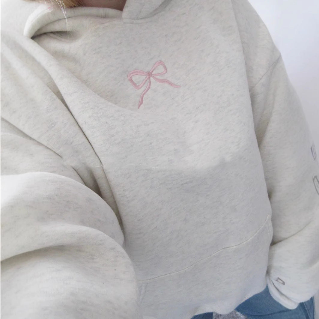 Damen-Hoodie mit floralem Stickdesign und bedrucktem Kapuzenfutter – Auréline