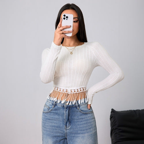 Damen gehäkeltes Crop-Longsleeve mit Fransen-Bordüre und Rippstruktur – Avérine