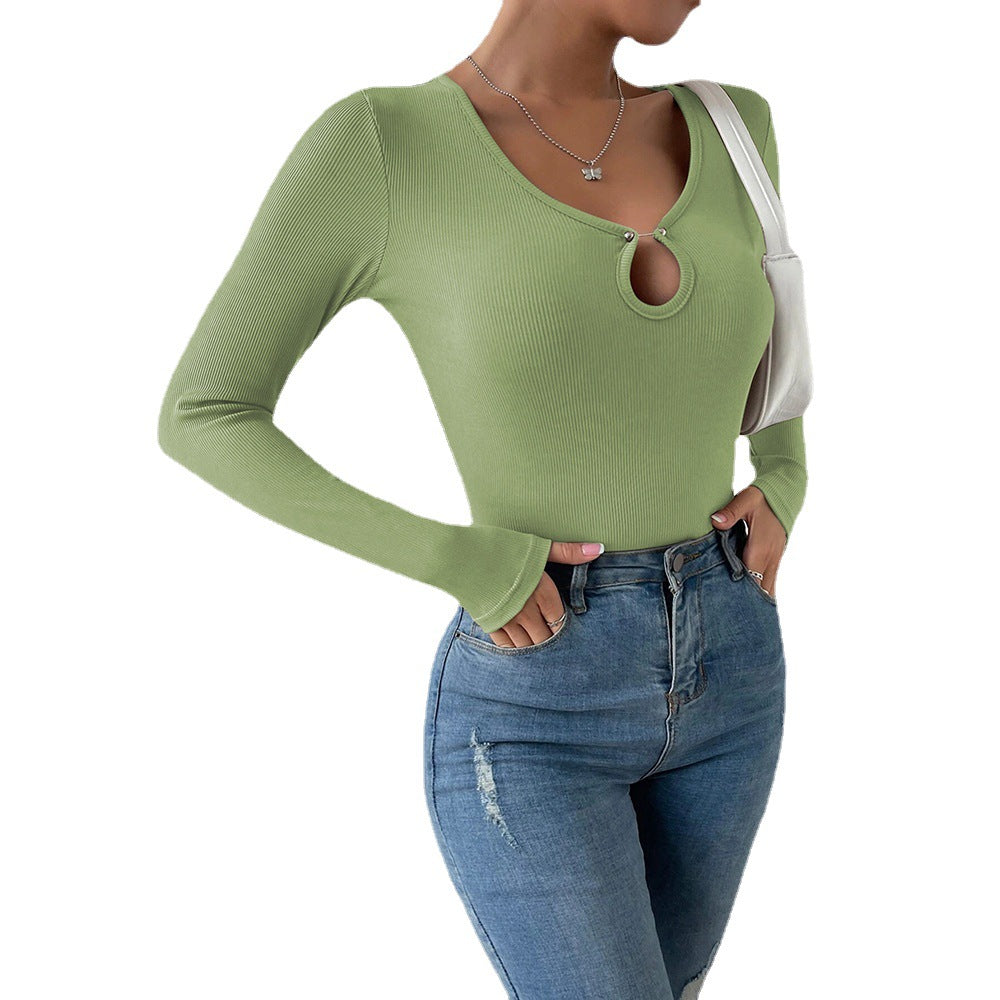 Damen geripptes Langarm-Top mit Keyhole-Detail, zierlichen Zierknöpfen und sculptender Stretch-Passform – Avérine