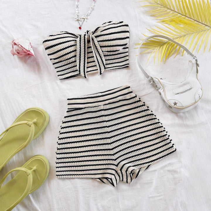 Damen Bandeau-Top und Short-Set mit maritimem Streifenmuster Echo Archiv