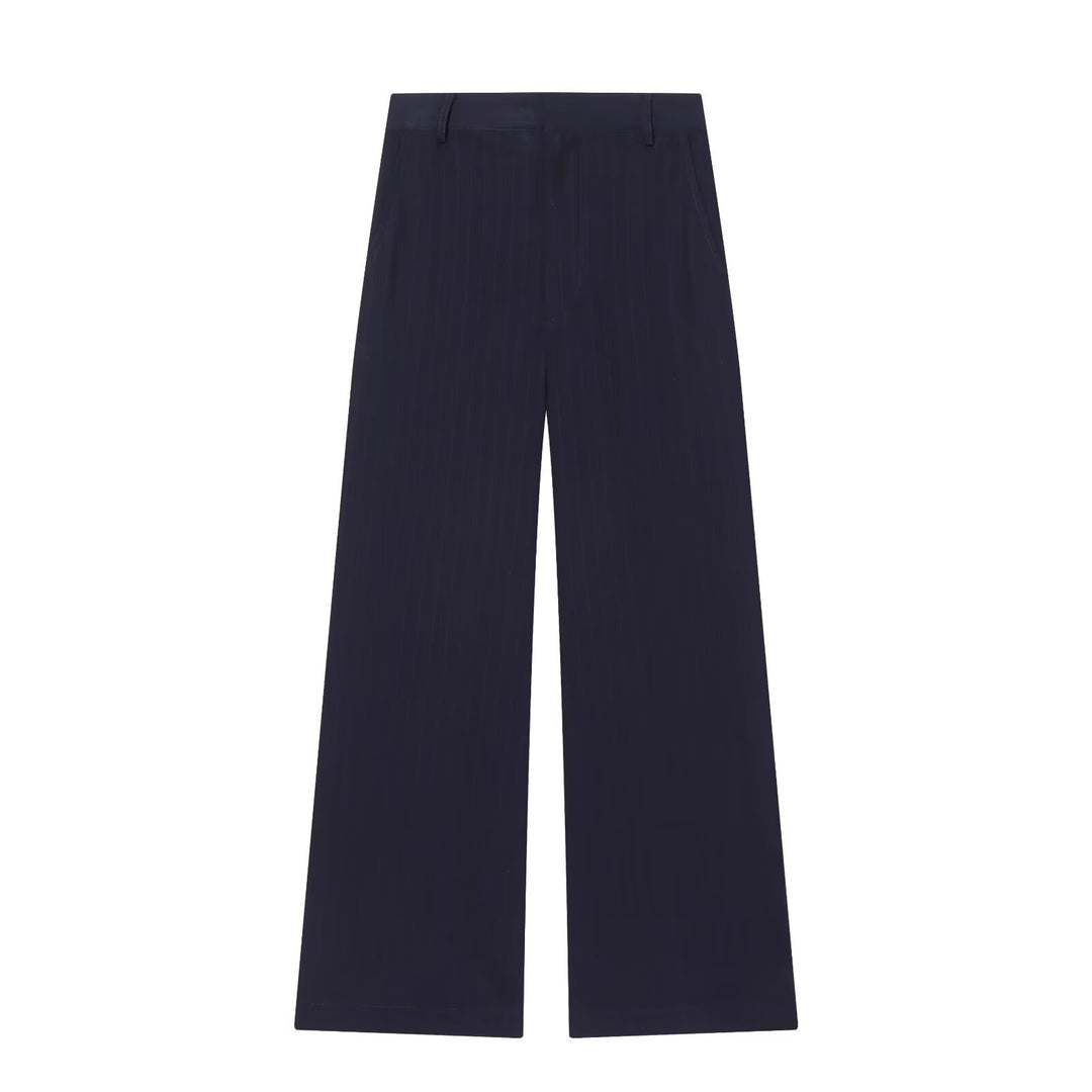 Damen Minimalistischer Kurzblazer mit Stehkragen und verdeckter Zweiknopf-Leiste Echo Archiv