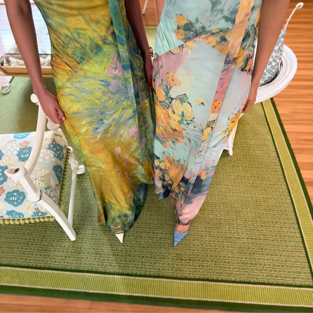 Damen Langes Kleid mit floralem Design und hochgeschlossenem Kragen Echo Archiv