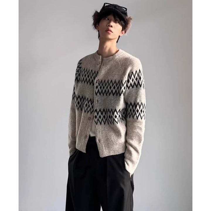 Herren Modische Strickjacke mit geometrischem Muster Echoarchiv