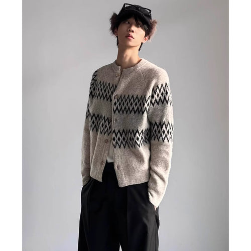Herren Modische Strickjacke mit geometrischem Muster Echoarchiv