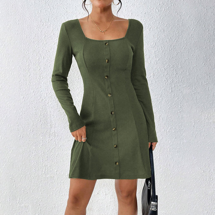 Damen ausgestelltes Strick‑Korsagenkleid mit durchgehender Knopfleiste, Square‑Neck und figurformenden Teilungsnähten – Élara