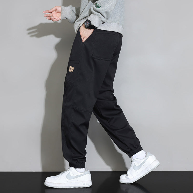 Herren Bequeme Trainingshose mit praktischen Taschen Echo Archiv